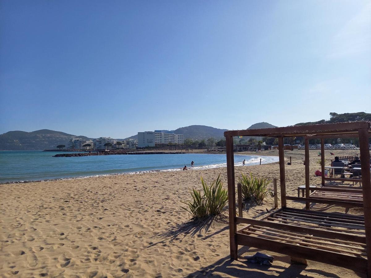 Villa Malibu 망들리유 라 나플 외부 사진