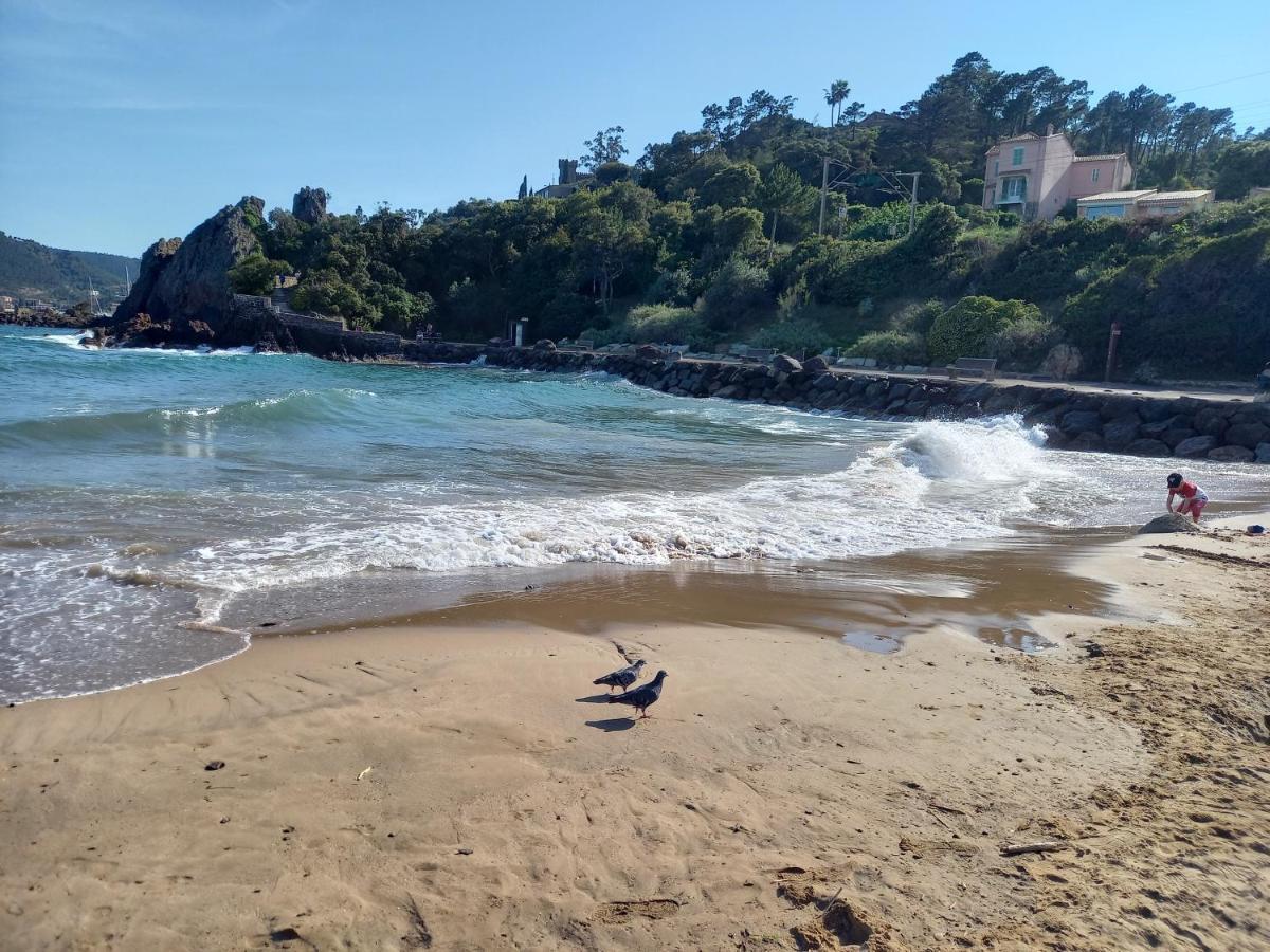 Villa Malibu 망들리유 라 나플 외부 사진